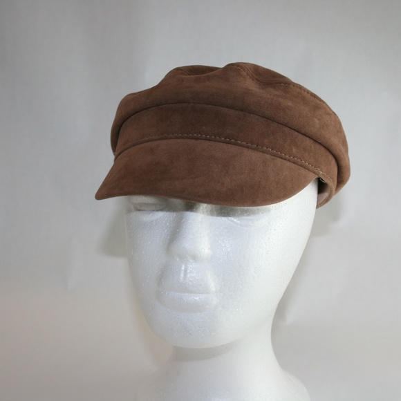 Nine West Faux-Suede Flat Newsboy Cap in Taupe💝 - Picture 3 of 6